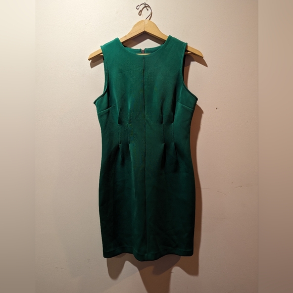Medium emerald green dynamite dress - Picture 4 of 7